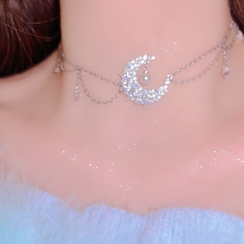 Diamond Moon Clavicle Chain HA1722