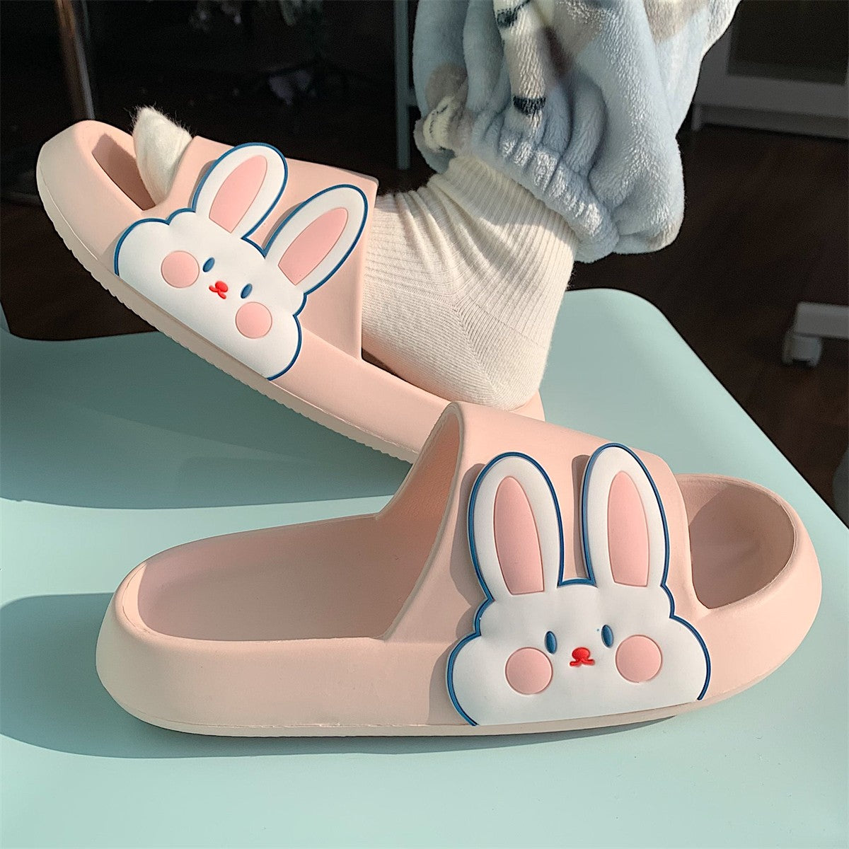 Cute and soft bunny slippers HA1338