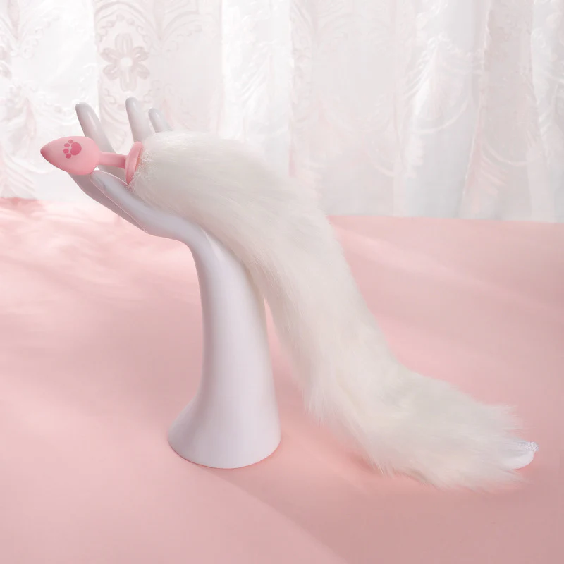 GLOWING RABBIT FOX TAIL ANAL PLUG  HA2780