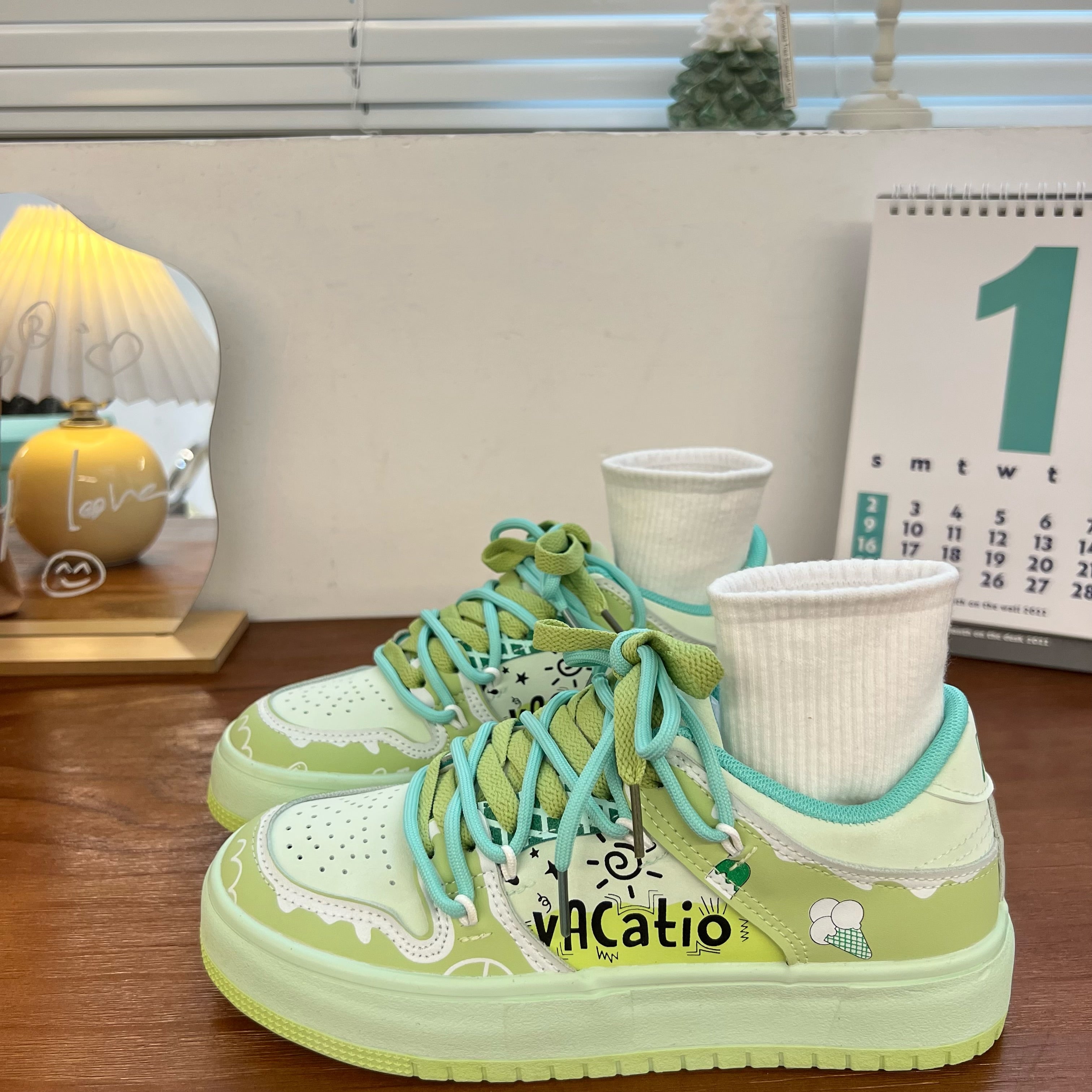 All-match sports shoes HA0960