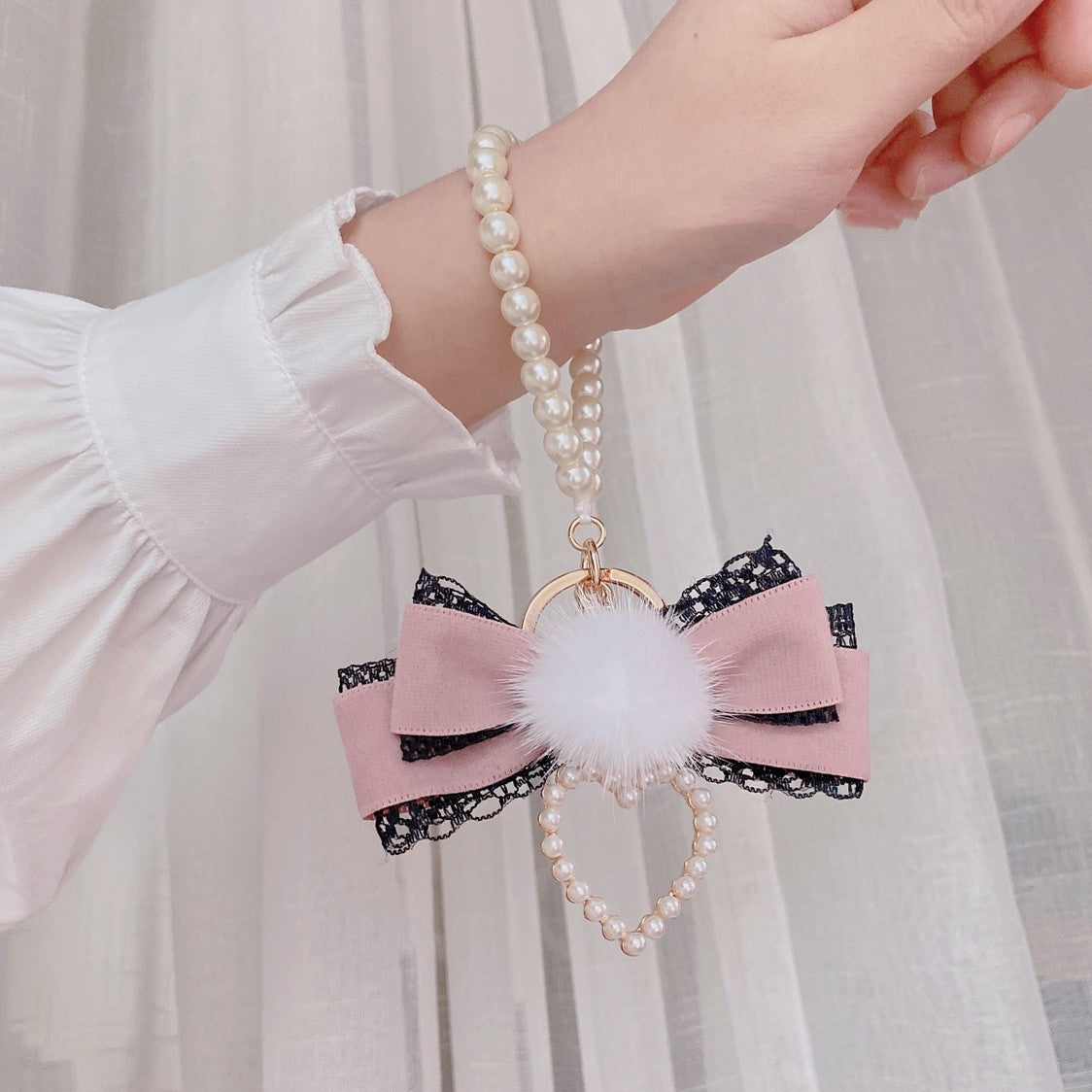 Mink Fur Ball Bow Keychain   HA1568